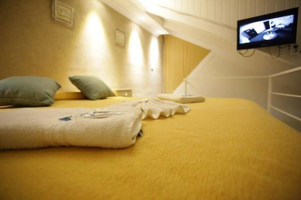 Club House Hotel Вилья-Карлос-Пас Экстерьер фото